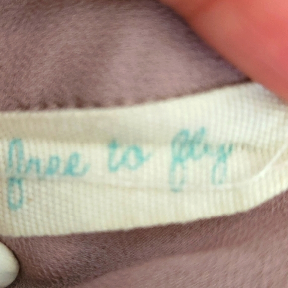 Free To Fly Button down - Picture 6 of 7